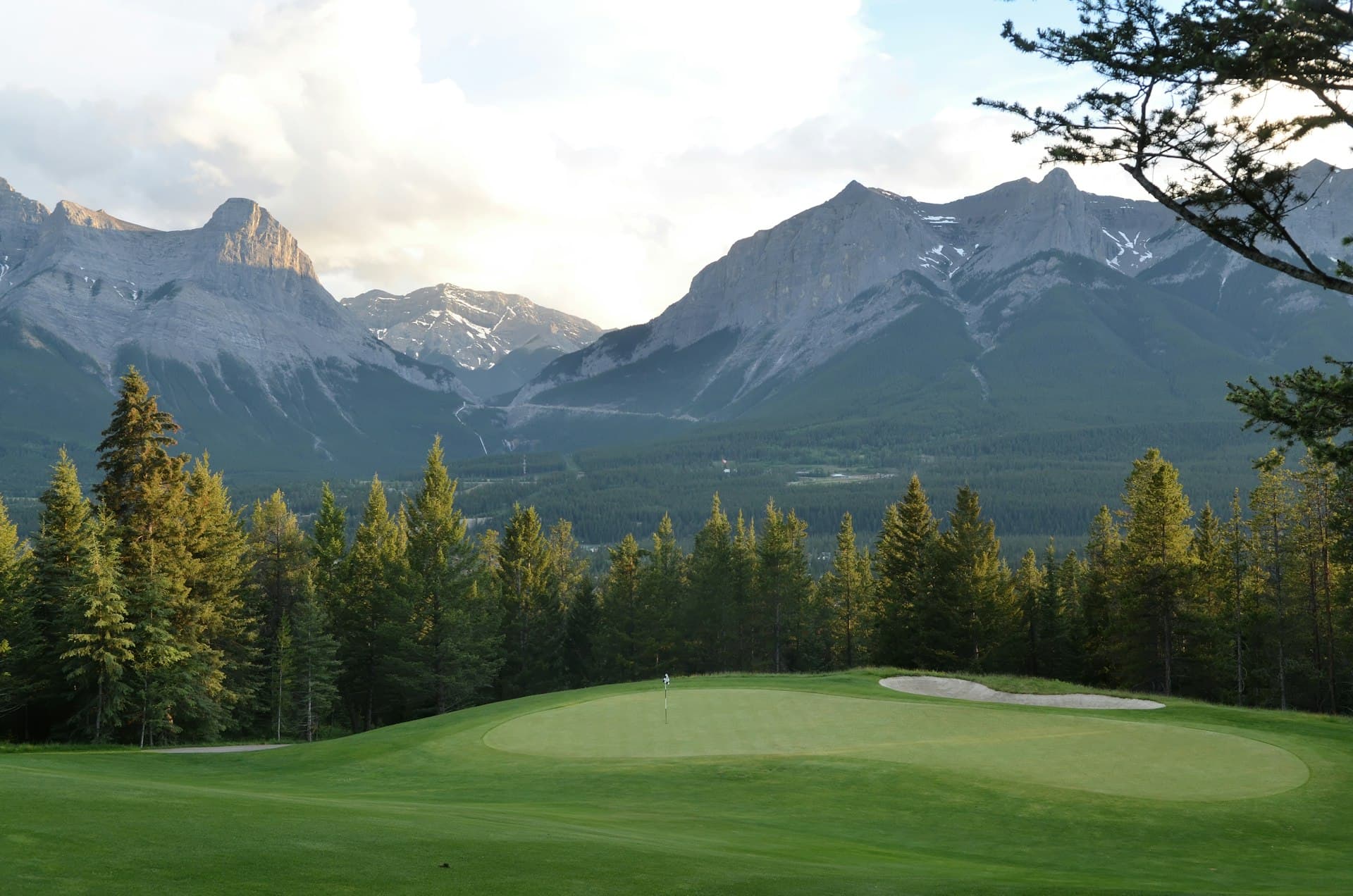 Round 9 - Falkenstein, Germany